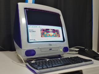 Dillo running on iMac G3 from 1999